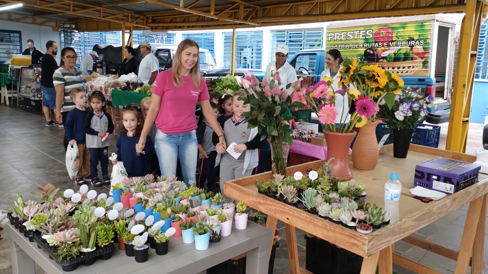 Prefeitura Municipal de Erechim - Feira do Produtor na Escola: experiência  com hábitos saudáveis na alimentação