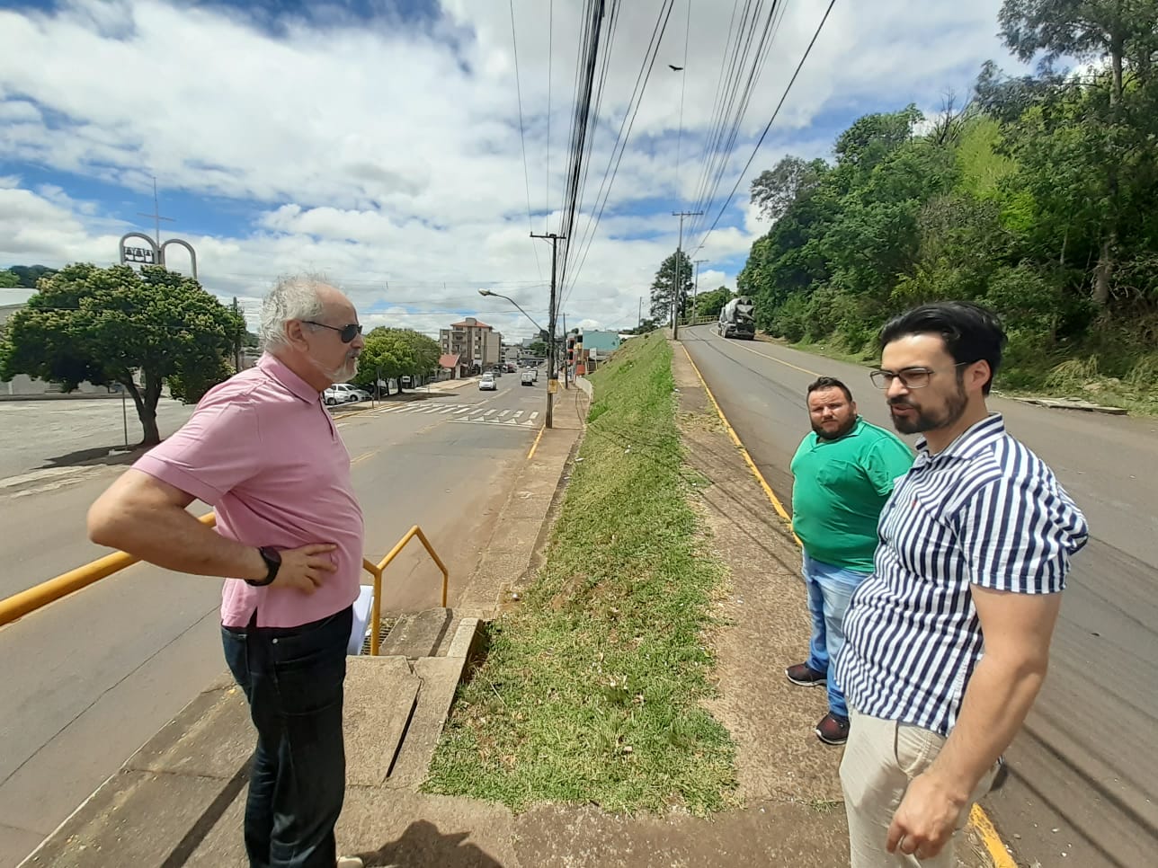  Meu Bairro Melhor atende mais uma solicita??o da popula??o    