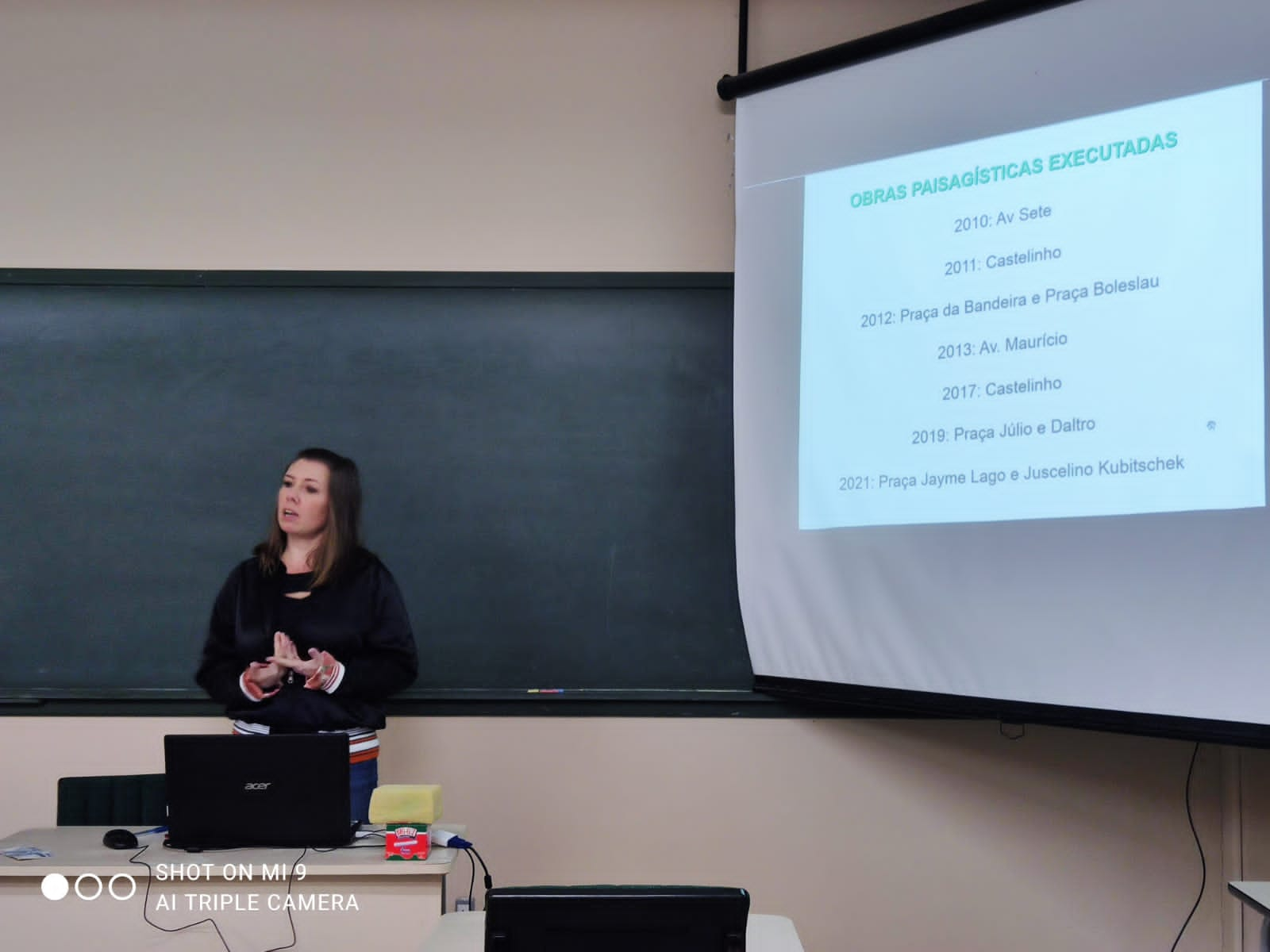  Paisagismo do munic?pio ? tema de palestra para estudantes de agronomia  