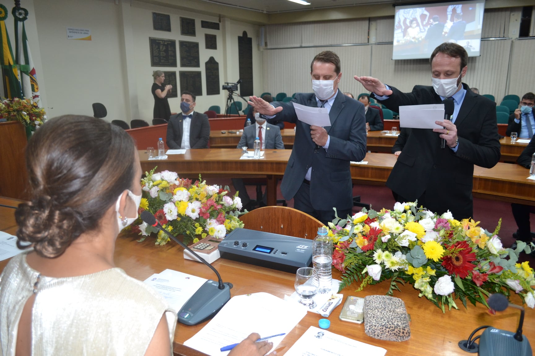   Polis e Fl?vio assumem como prefeito e vice de Erechim