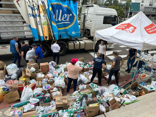 Mais de 200 toneladas de donativos arrecadados no Dia da Solidariedade