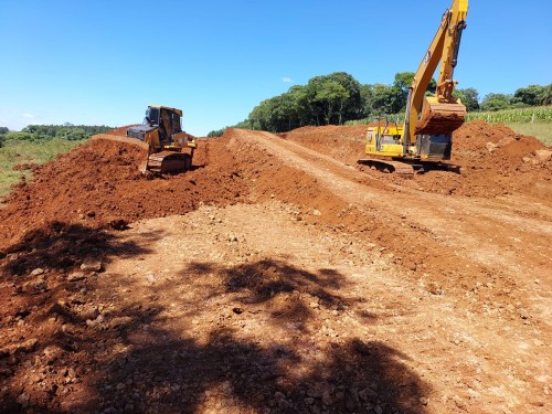 Porteira Adentro: município investe na bovinocultura de leite