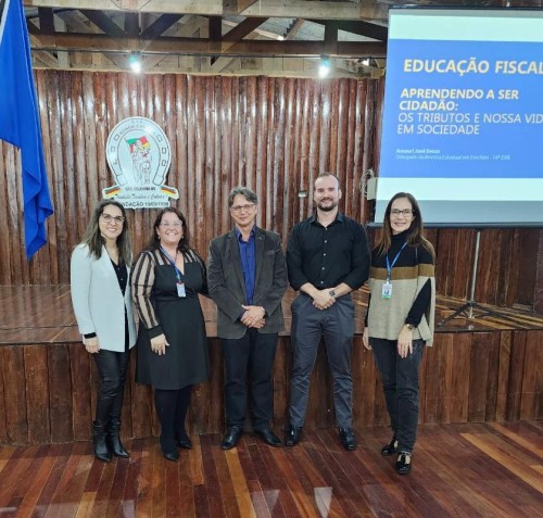 Integrantes da Comissão de Educação Fiscal participam de Seminário Regional em São Valentim 