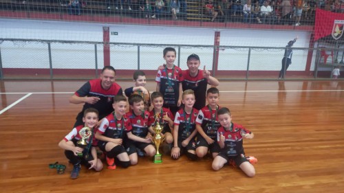 Veja os vencedores das categorias Fraldinha e Mamadeira da Ta?a Erechim de Futsal