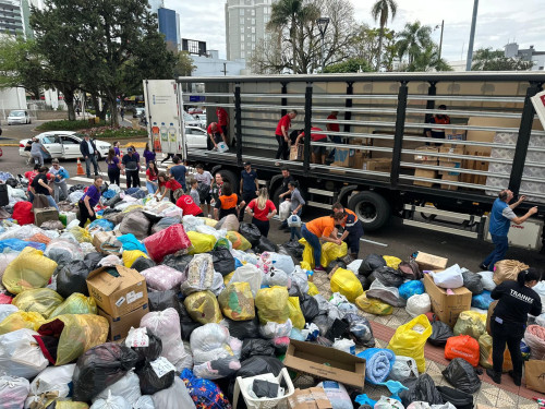 Mais de 200 toneladas de donativos arrecadados no Dia da Solidariedade