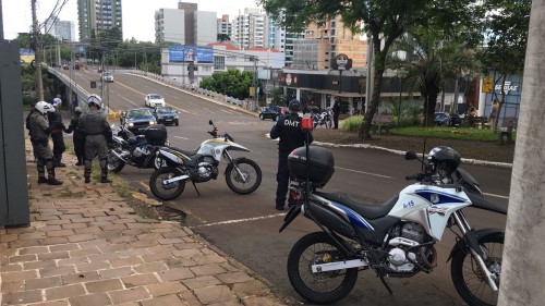 Opera??o Integrada flagra 17 condutores de motocicletas em situa??o irregular 