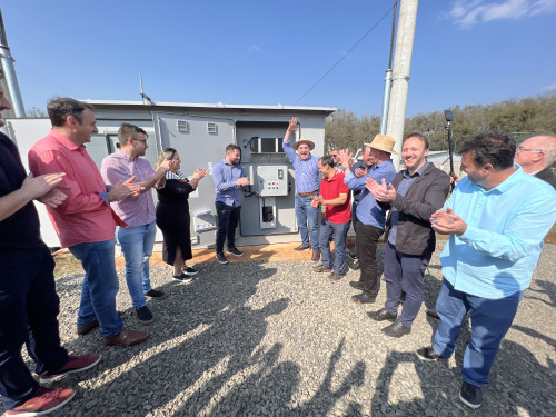 Primeira usina solar p?blica do Norte Ga?cho ? inaugurada em Erechim